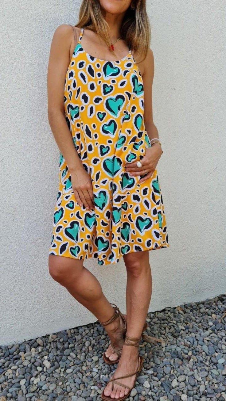 VESTIDO CORAZONES AMARILLO -60% DE DCTO. - Quemepongo