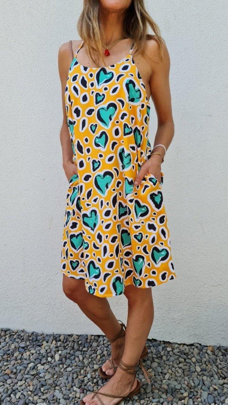 VESTIDO CORAZONES AMARILLO -60% DE DCTO. - Quemepongo